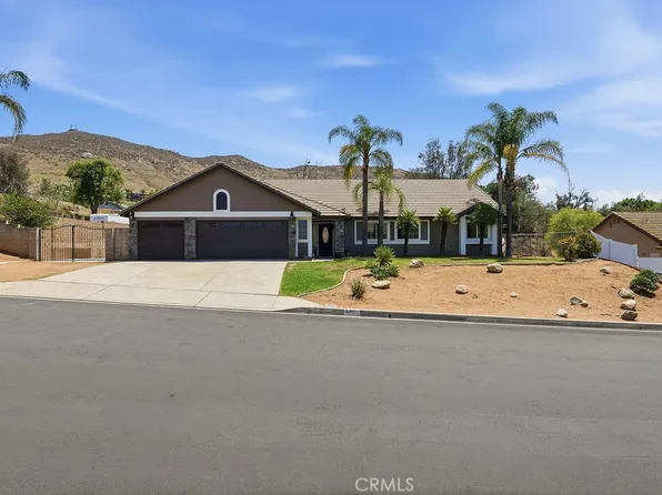 8097 Stonemist Cir, Riverside, CA 92509
