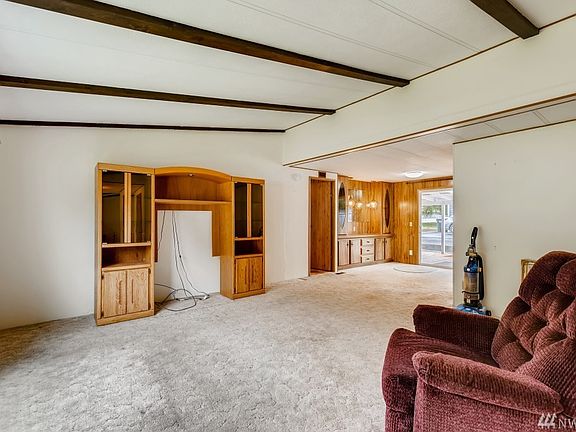4th image of 15311 19th Avenue Ct S