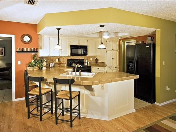 Completely Upgraded Kitchen