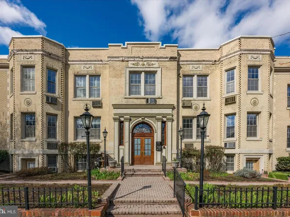 3024 Wisconsin Ave NW APT 101, Washington, DC 20016