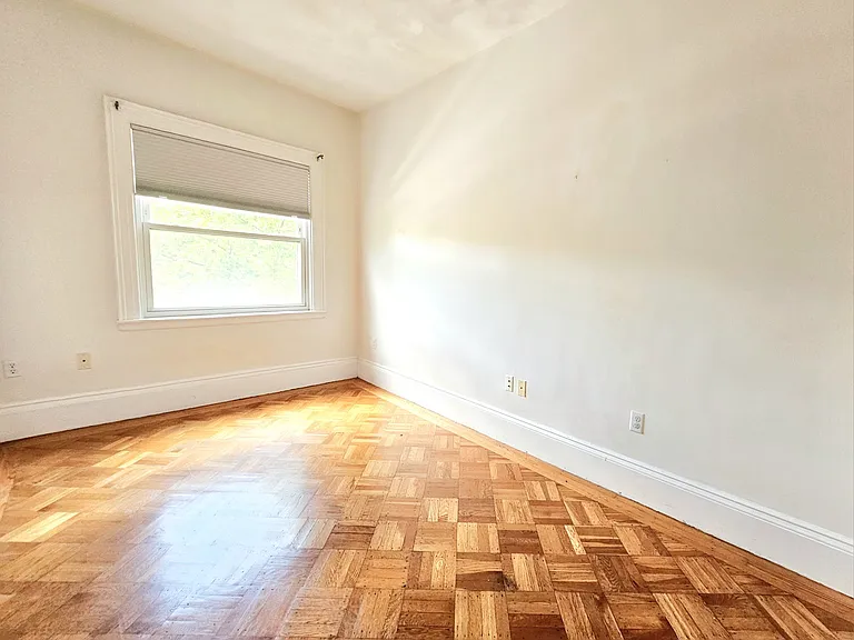 1714 Beacon St #11 — Photo 17