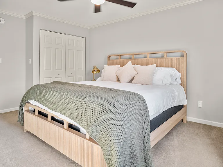 4357 Clemens Dr — Photo 18