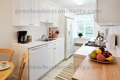 1st image of 72 Saint Paul St #16