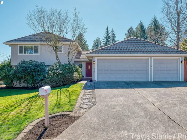 11910 NW Kathleen Dr, Portland, OR 97229