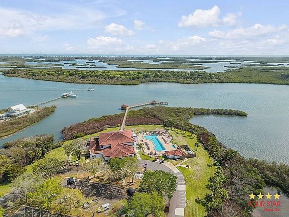 2nd image of 516 Rio Grande