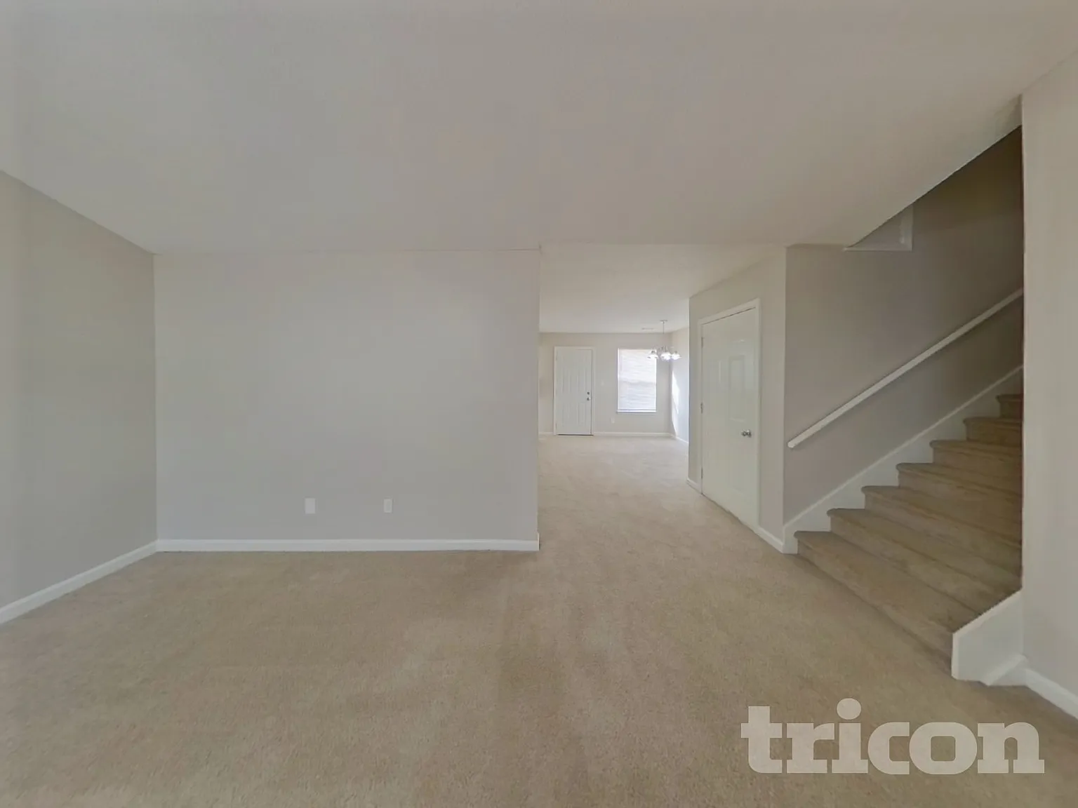 718 Village Overlook McDonough GA — Photo 2
