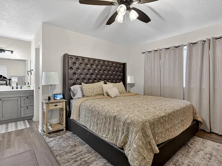9514 Marblemount Dr — Photo 12