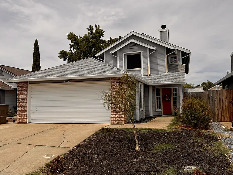 1720 Richard Ct — Photo 1