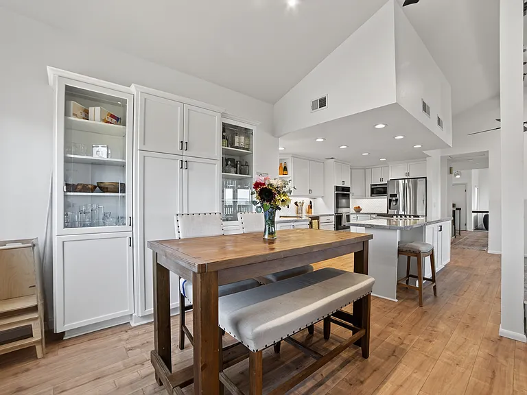 14058 Tierra Bonita Rd — Photo 6