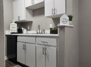 701 S Great Southwest Pkwy #237, Grand Prairie, TX 75051