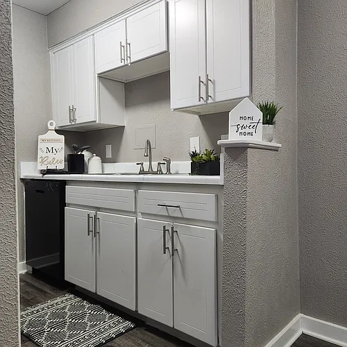 Parkway Villas Photo 1