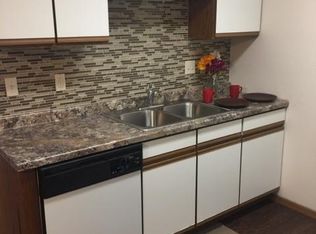 1710 49th St S APT 105, Fargo, ND 58103