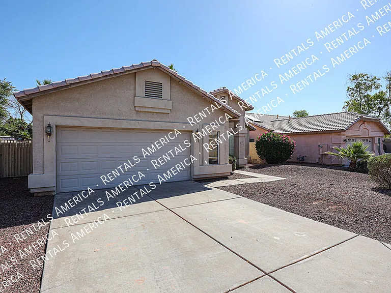 13874 W Wilshire Dr — Photo 1
