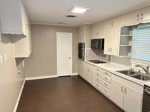 1101 College St — Photo 12
