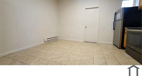 1 bed, $1,050 — Photo 4