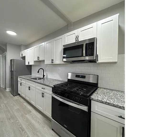 3100 Sequoia Ave — Photo 1