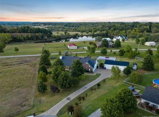 24855 S Meadow Ridge Rd, Claremore, OK 74019