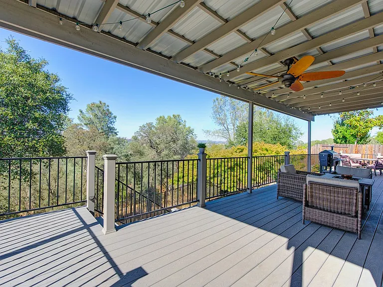 7029 Pembroke Way — Photo 102