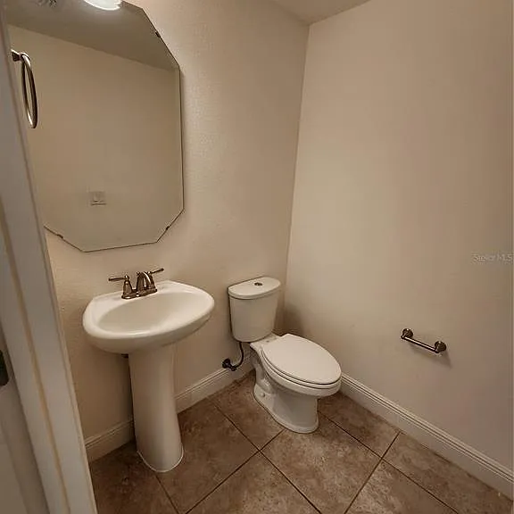 9805 Winnington St — Photo 21