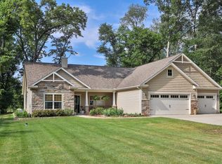 6697 E Hunter Ridge Ct, Monticello, IN 47960