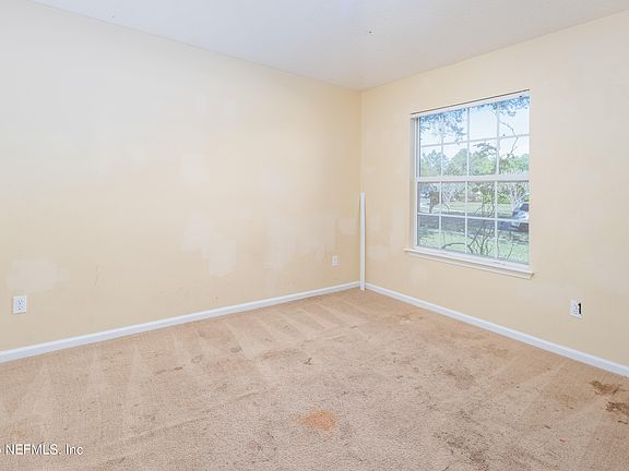 4th image of 96297 PIEDMONT Drive