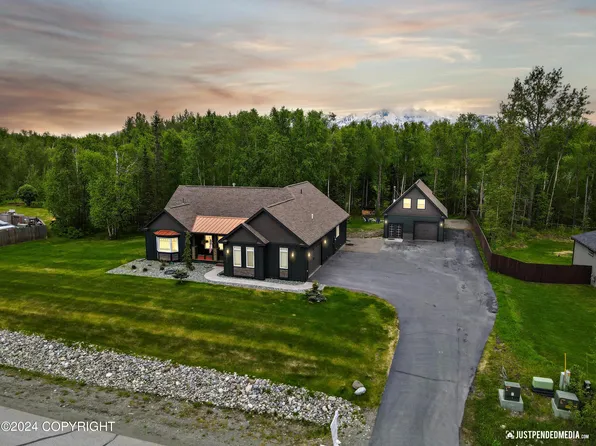 7724 E Tributary Ave, Palmer, AK 99645