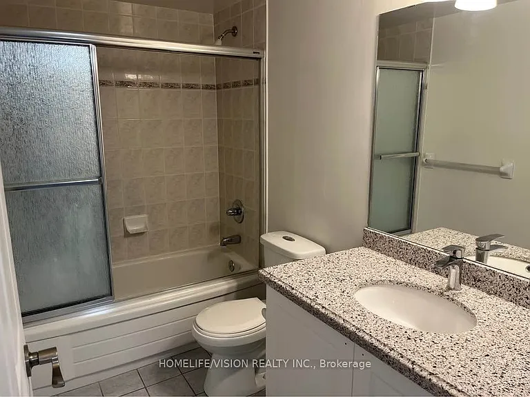 260 Doris Ave #Penthouse 105 — Photo 13