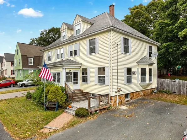 18 Bancroft Park #18, Hopedale, MA 01747