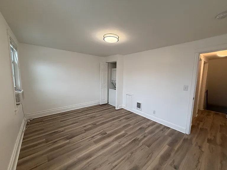 357 Folcroft St #A — Photo 3