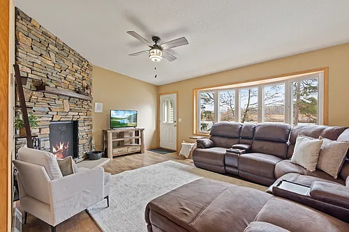 27092 Pine Cone Ln Photo 1