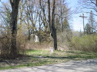 E F-30, Mikado, MI 48745