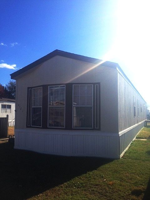 1st image of 2723 W Oxberry St