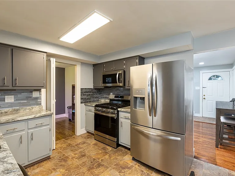 2413 Nicholson Rd — Photo 6