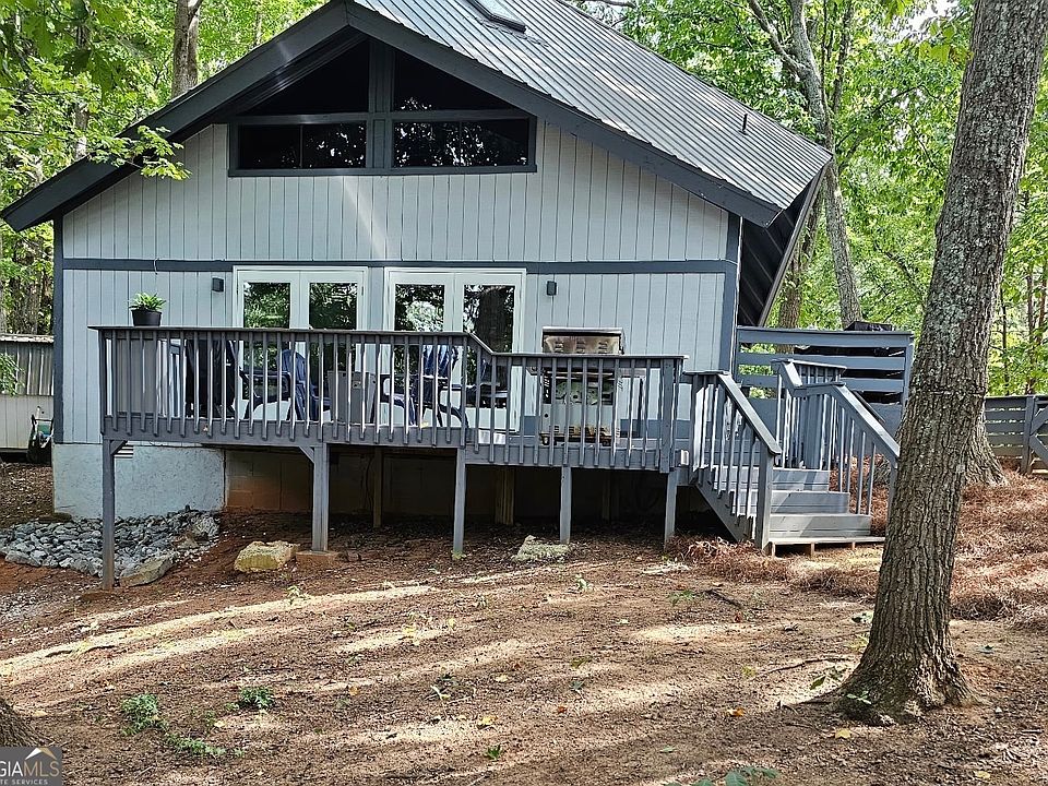 1st image of 3304 The Trail Rd
