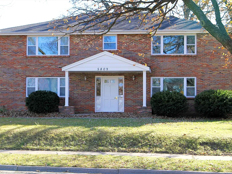 5809 Raymond Rd — Photo 9