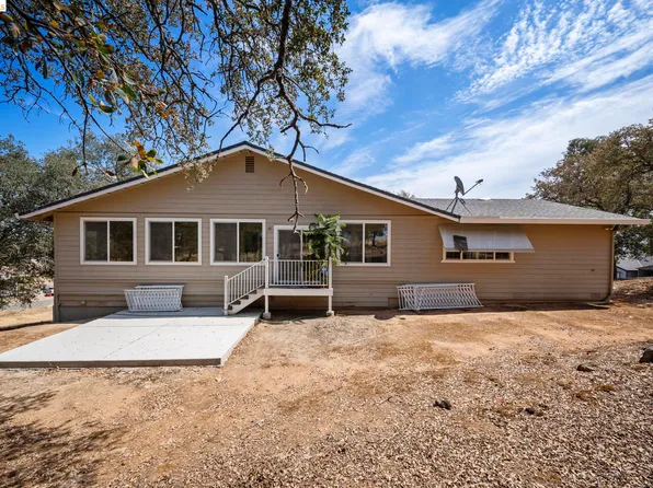 9729 Rastro Way, La Grange, CA 95329