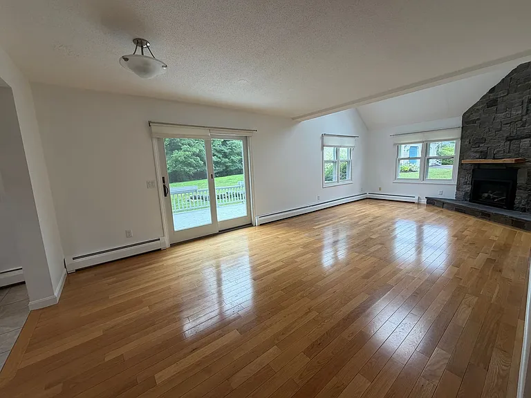 8 Applewood Ln — Photo 3