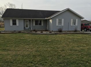 759 W Vincennes St, Orleans, IN 47452