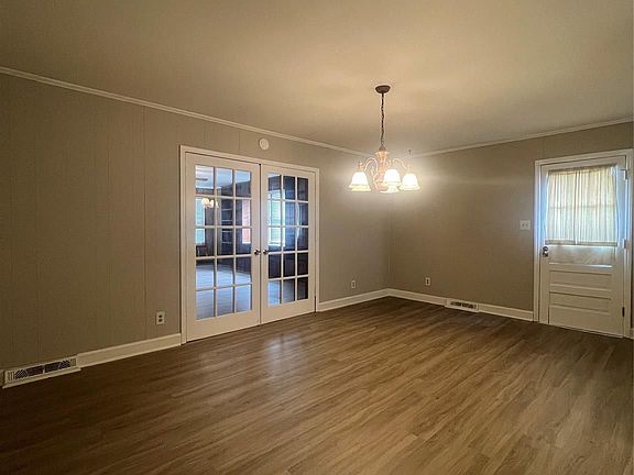 4th image of 1715 Bondale Pl