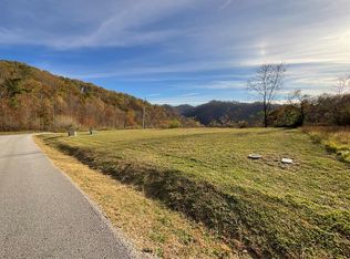 143 S Ridgeline Dr #34, Pikeville, KY 41501