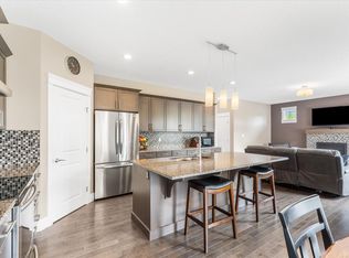 5749 56a St, Beaumont, AB T4X 0G1