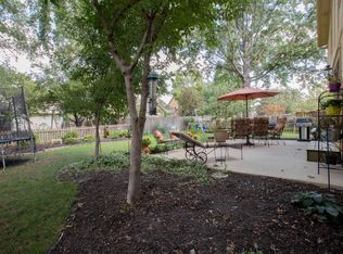 22520 W 53rd Ter, Shawnee, KS 66226