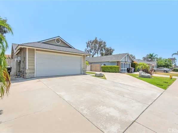 11657 Old Field Ave, Fontana, CA 92337