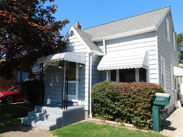 1426 W 37th St, Erie, PA 16508