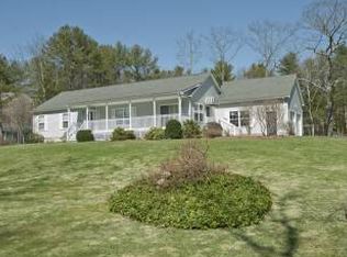 9 Sylvan Cir, Cape Neddick, ME 03902