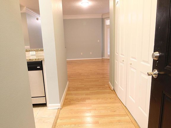 4th image of 10435 MID TOWN Parkway #222