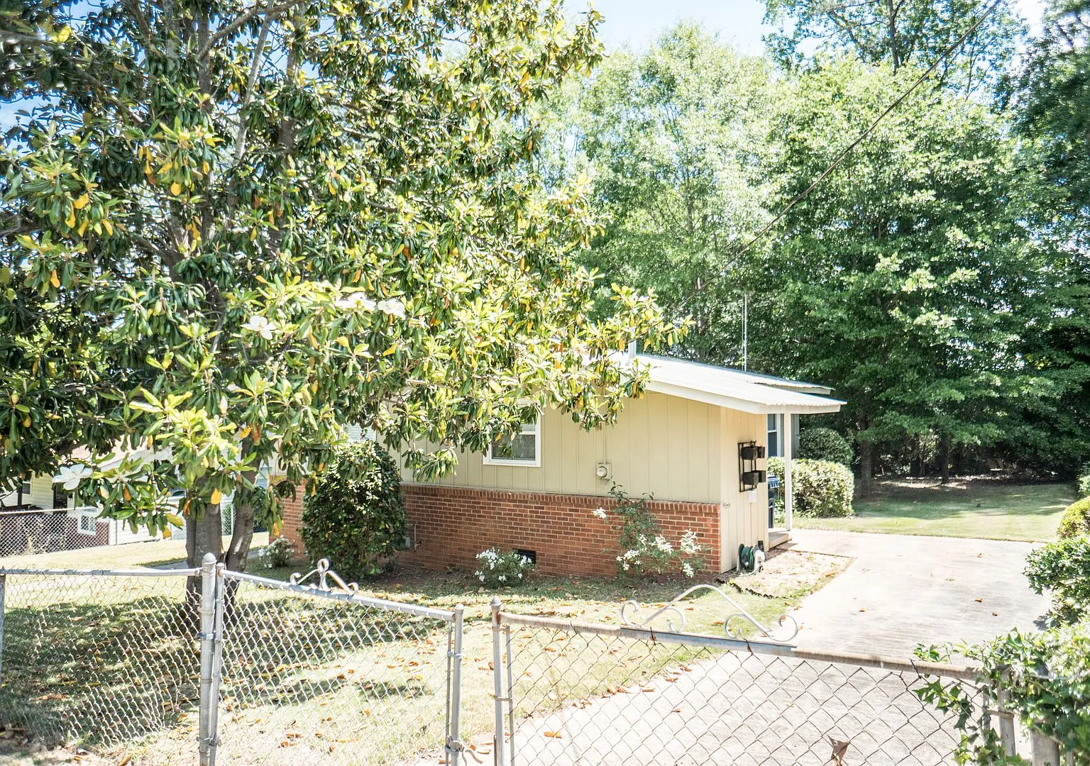 $500 Per Bedroom House In Auburn! — Photo 1
