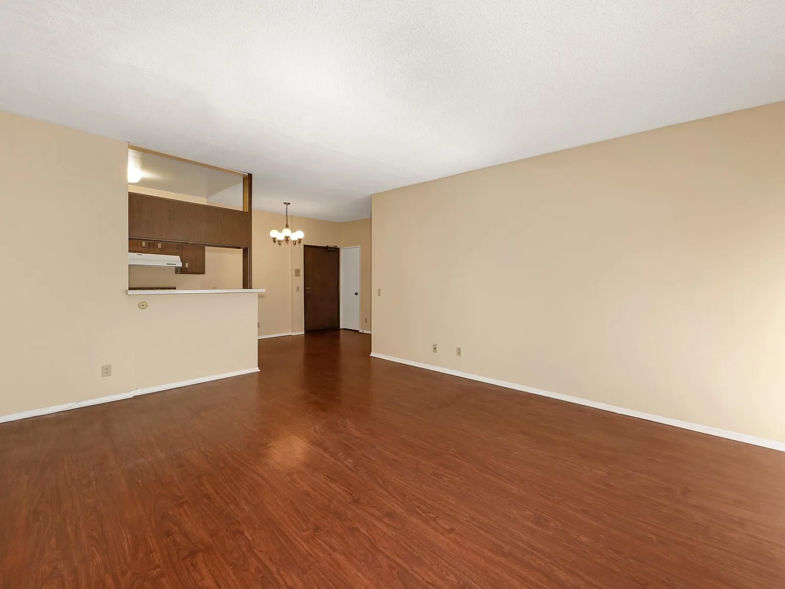 20234 Cantara St — Photo 2