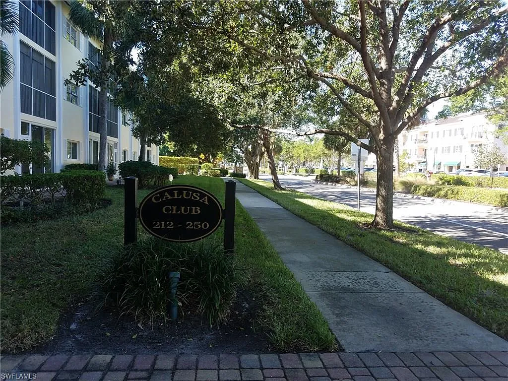 2 bed, 2.0 bath, 1000 sqft, $2,600 — Photo 2