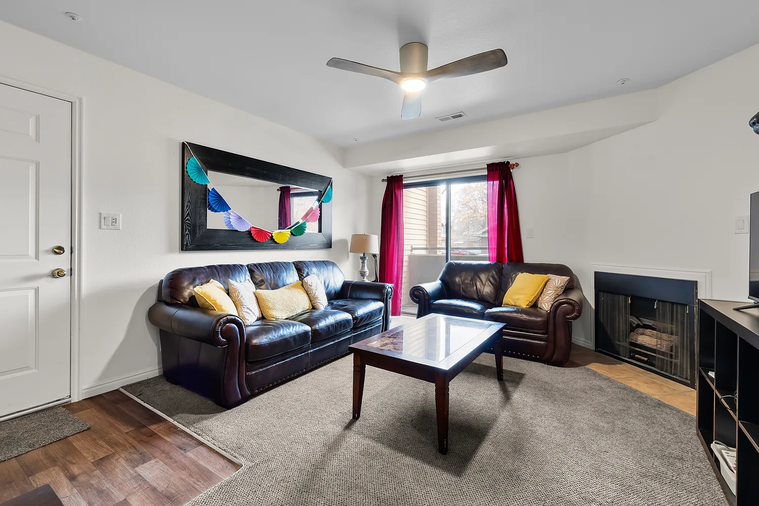 2 bed, 1040 sqft, $449 — Photo 2